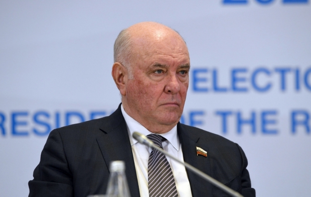 Qriqoriy Karasin: Səs vermək üçün növbəsini gözləyən insanların üzlərində təbəssüm var idi