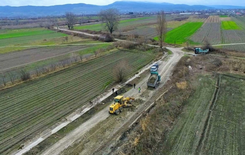 Şabranda üç yaşayış məntəqəsinin yolu əsaslı təmir edilir