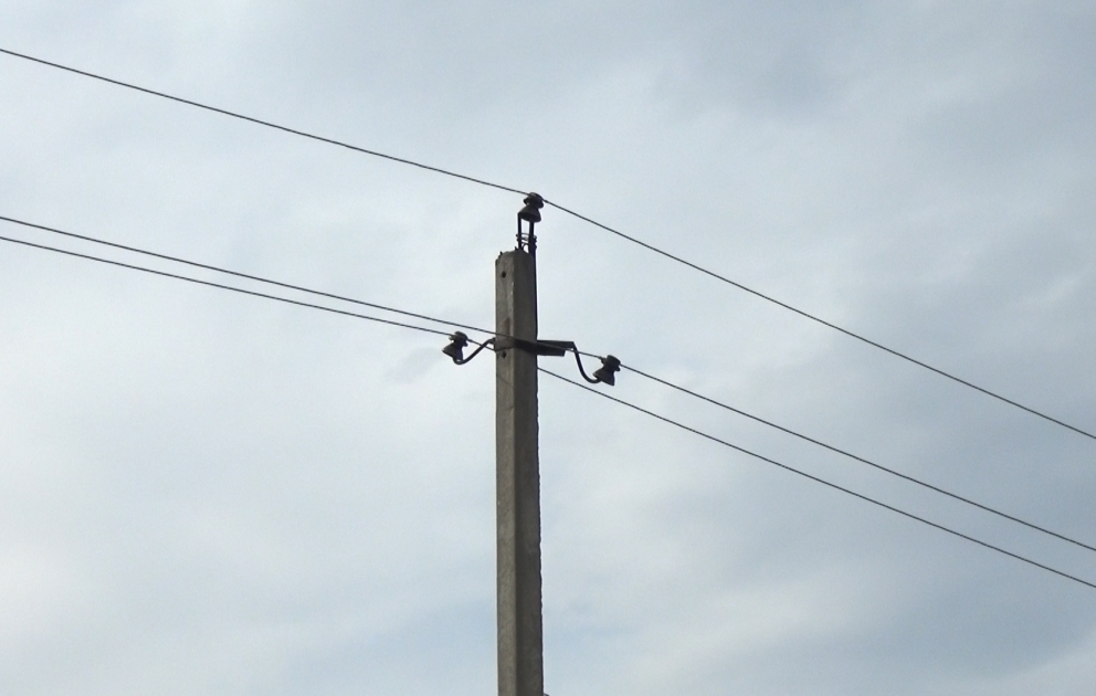 17 yaşlı oğlanı elektrik cərəyanı vuraraq öldürüb