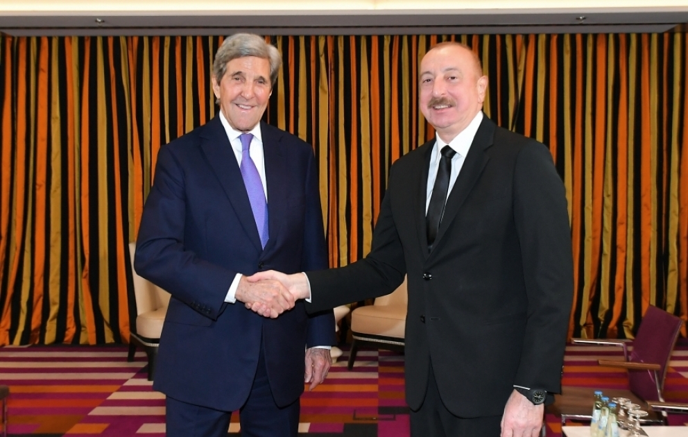 Prezident İlham Əliyev Münxendə ABŞ Prezidentinin iqlim üzrə xüsusi nümayəndəsi ilə görüşüb