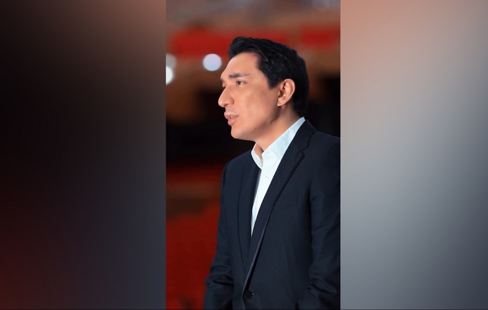Məşhur qazaxıstanlı müğənni Aygün Bəylərin "Tut ağacı" əsərini ifa etdi