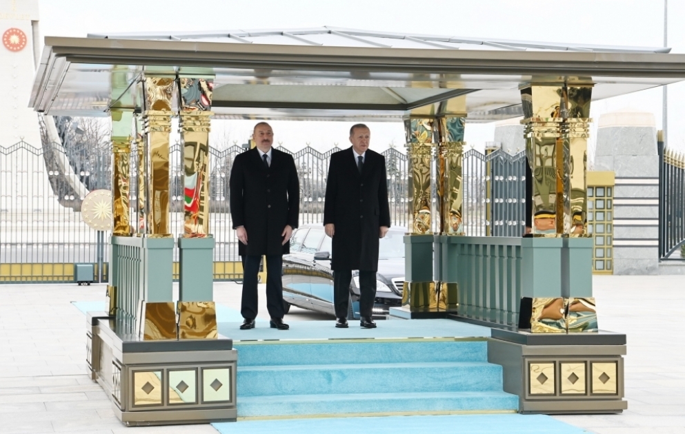 Offizieller Empfang von Präsident Ilham Aliyev in Ankara