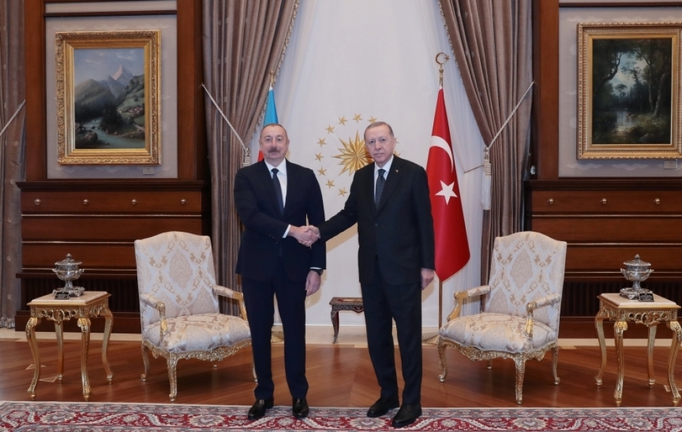 Präsident Ilham Aliyev und Präsident Recep Tayyip Erdogan treffen sich in erweitertem Format