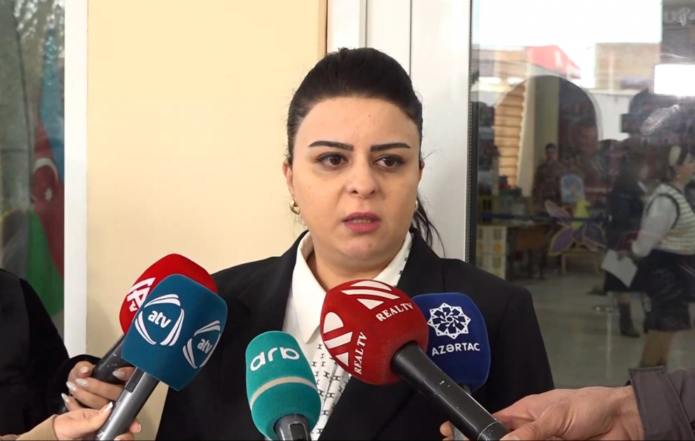 Bakıda məktəblilərin qeyri-etik görüntüləri ilə bağlı məktəb direktorundan  AÇIQLAMA