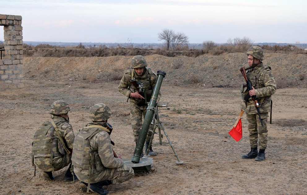 Reservists' training session continues