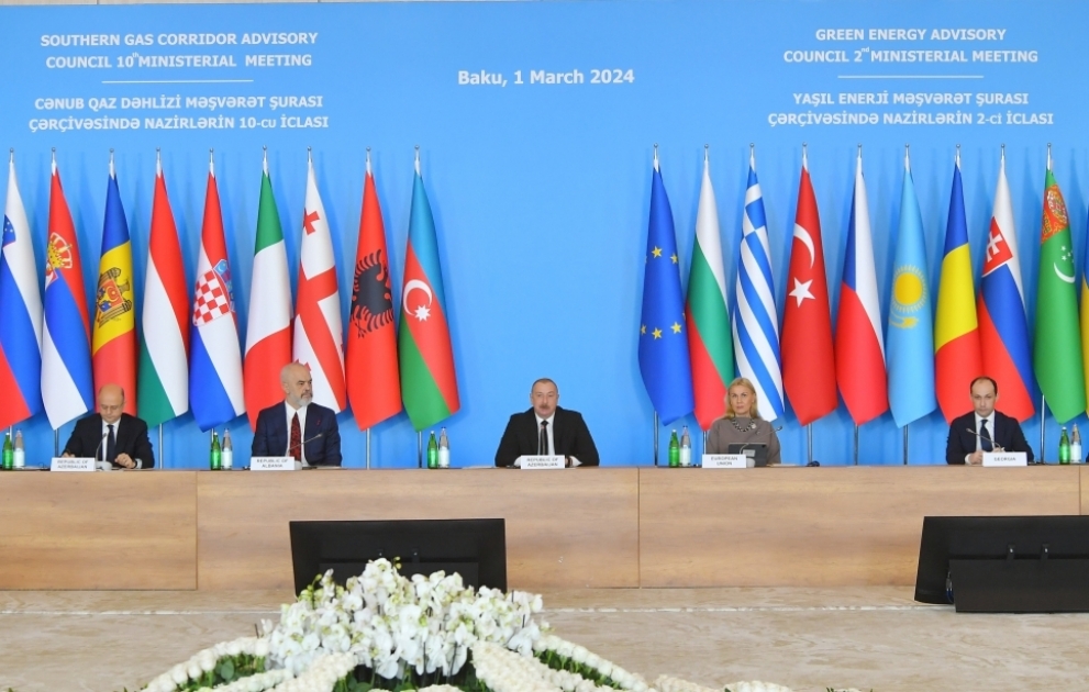 10. Ministertreffen im Rahmen des Beirats für Südlichen Gaskorridor und 2. Ministertreffen im Rahmen des Beirats für Grüne Energie in Baku
Präsident Ilham Aliyev nimmt an Veranstaltung teil