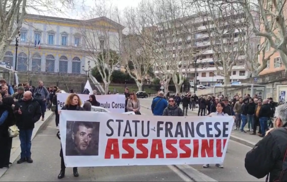 Les Corses réclament la libération des militants arrêtés