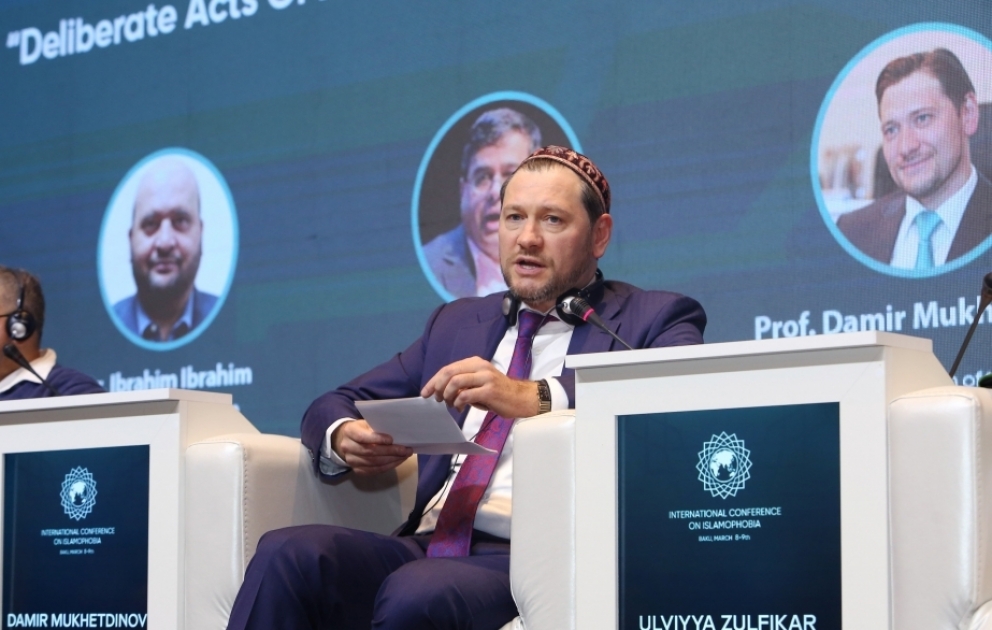 Moskva İslam İnstitutunun rektoru: Avropada Quranı yandıranların cəzalandırılmaması ikili standartların ən bariz göstəricisidir