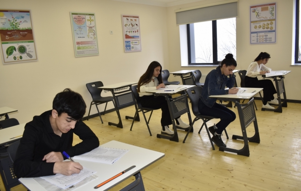 Laçın rayonunda ilk dəfə buraxılış imtahanı keçirilib
