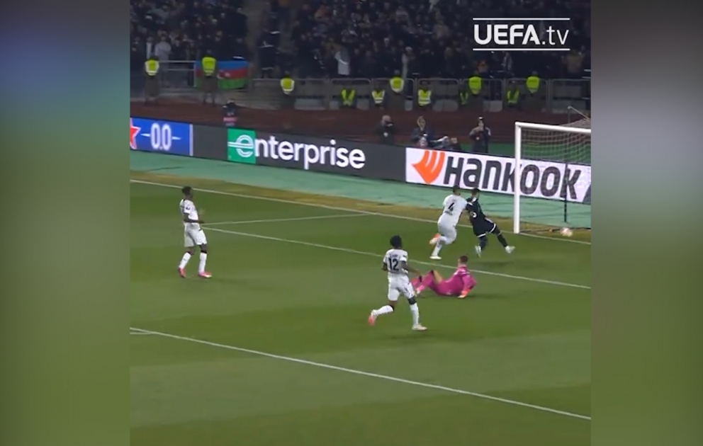 Avropa futbol qurumu "Qarabağ"ın hücumçusu Juninyonu fərqləndirib