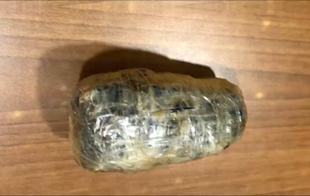 Nərimanovda pul müqabilində narkokuryerlik edən daha bir nəfər saxlanılıb