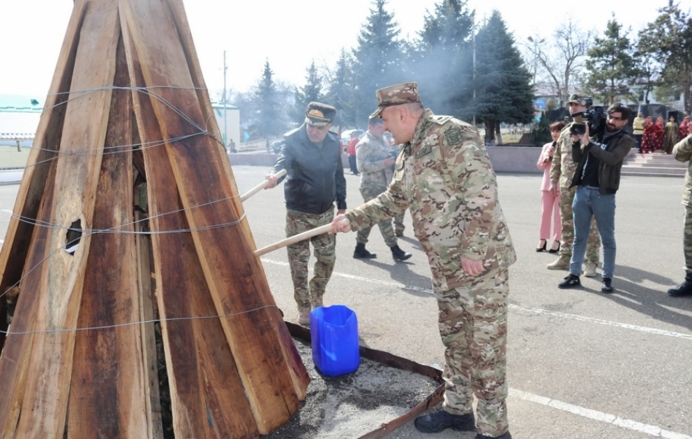 Hərbi prokuror Xanlar Vəliyev Şuşa və Xankəndidə hərbçilərlə görüşüb