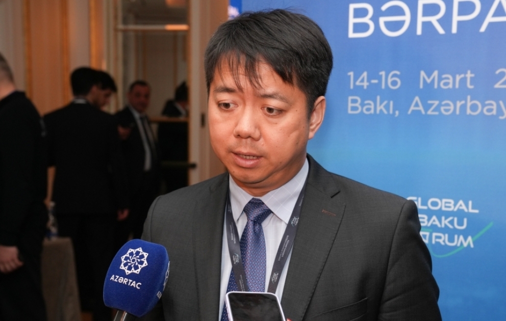 Çinli dekan: Azərbaycan çox sürətlə inkişaf edən ölkə və regional gücdür