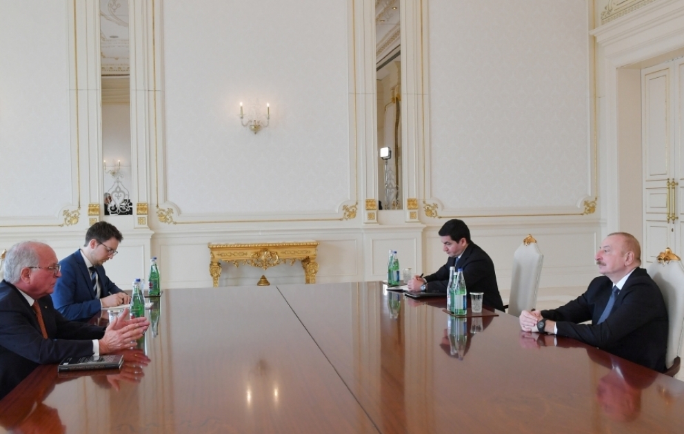 Президент Ильхам Алиев принял президента Фонда Мюнхенской конференции по безопасности Вольфганга Ишингера