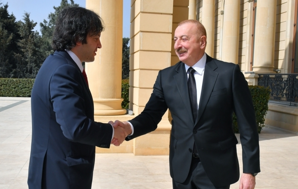 AZƏRTAC XƏBƏR VERİR: Azərbaycan və Gürcüstan liderləri Bakıda görüşdü