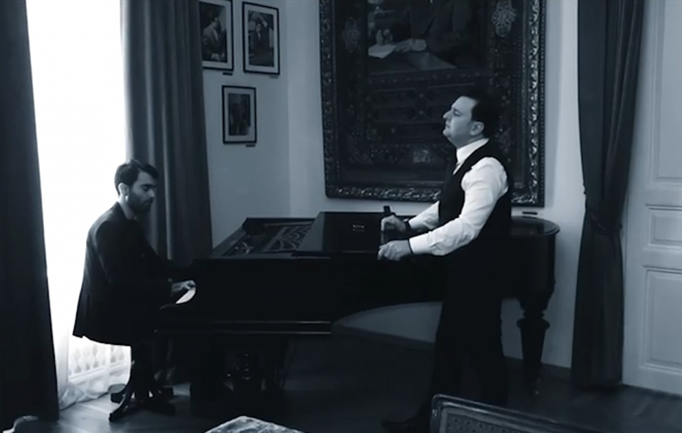 Tanınmış vokal ifaçısı Səməd Vurğunun şeirinə bəstələnmiş musiqiyə klip çəkdirib