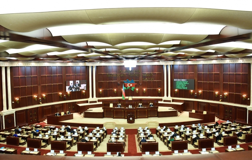 AZƏRTAC XƏBƏR VERİR: Milli Məclisdə ipoteka kreditindən danışıldı