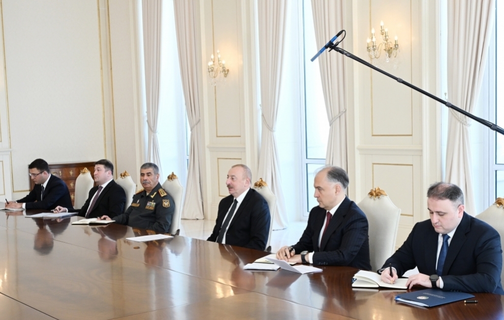 Президент Ильхам Алиев принял делегацию во главе с председателем комитета Администрации Президента Турции