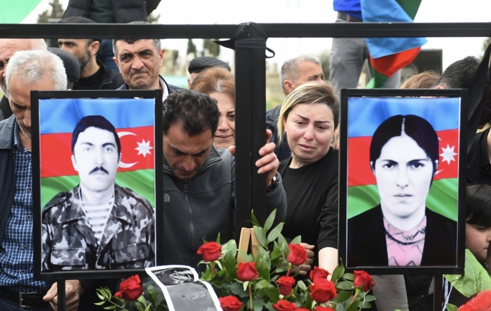 Xocalı soyqırımı zamanı itkin düşən Bəsirə Məhərrəmova və Vaqif Məhərrəmov torpağa tapşırılıb