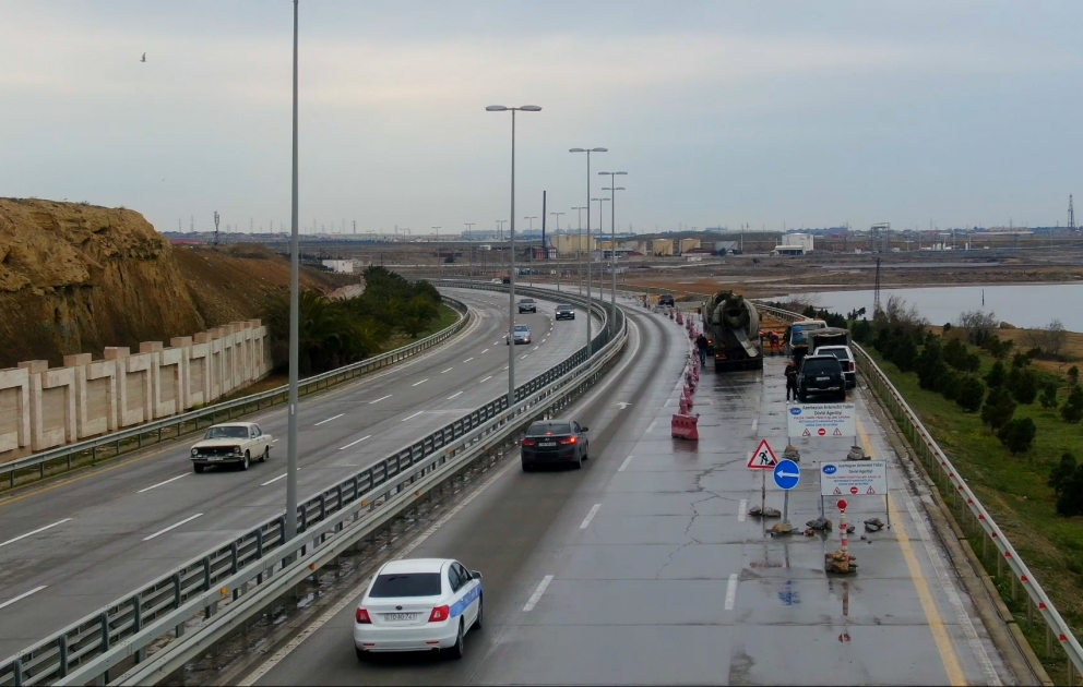 Zığ-Hava limanı avtomobil yolunda təmir-bərpa işləri aparılır