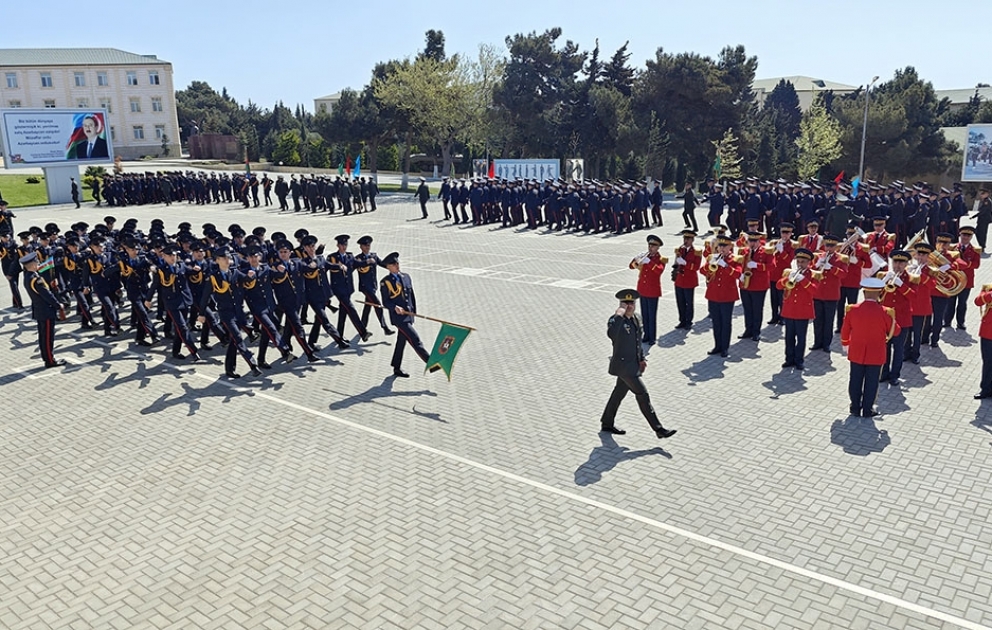 Hərbi liseyin 53 illik yubileyinə həsr olunmuş təntənəli mərasimi keçirilib
