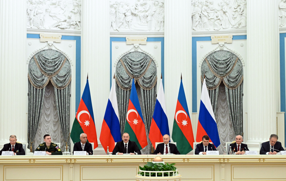 50-jähriges Jubiläum der Baikal-Amur-Magistrale: Gemeinsames Treffen von aserbaidschanischen und russischen Präsidenten mit Eisenbahnveteranen und Arbeitern