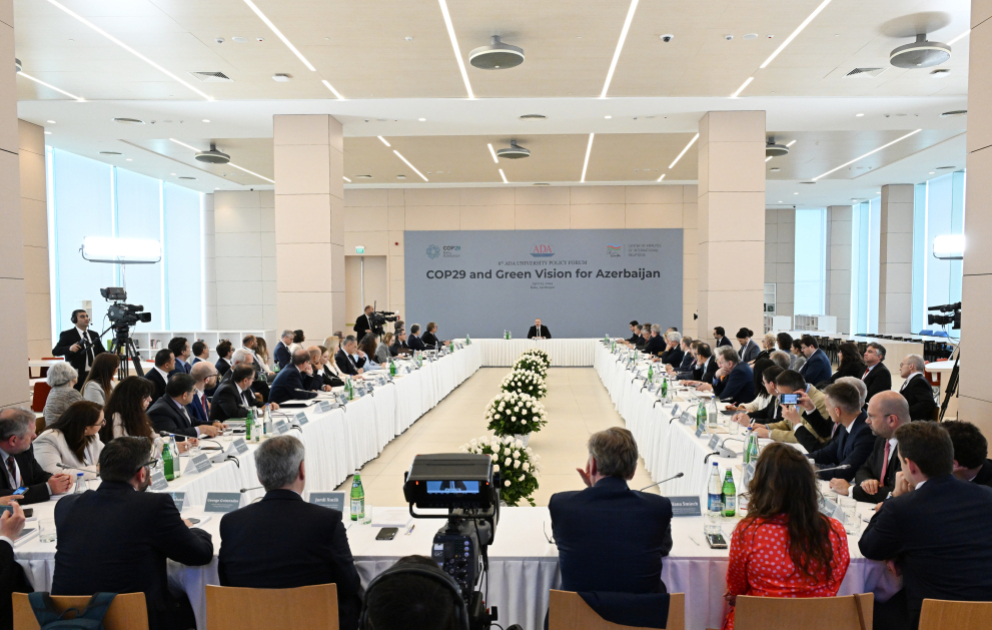 AZƏRTAC XƏBƏR VERİR: “COP29 və Azərbaycan üçün Yaşıl Baxış” mövzusunda beynəlxalq forum keçirilib