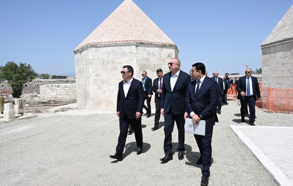 AZƏRTAC XƏBƏR VERİR: Prezidentlər Füzuli və Ağdamda görülən işlərlə tanış olublar