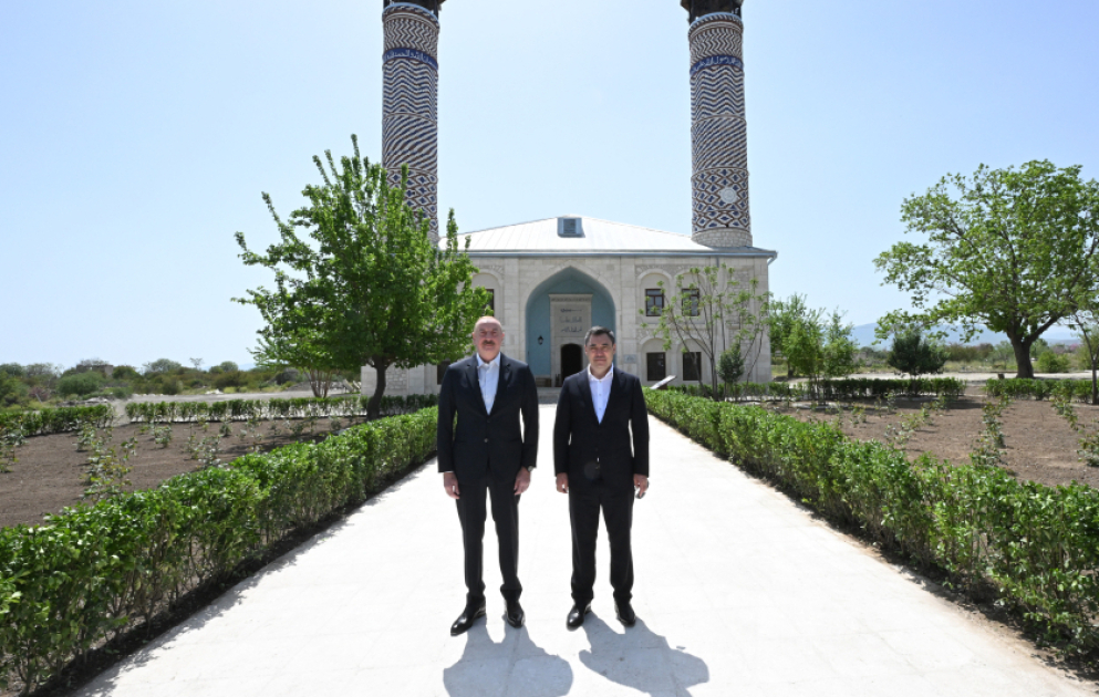 Prezident İlham Əliyev və Prezident Sadır Japarov Ağdam Cümə məscidinin bərpadan sonra açılışında iştirak ediblər