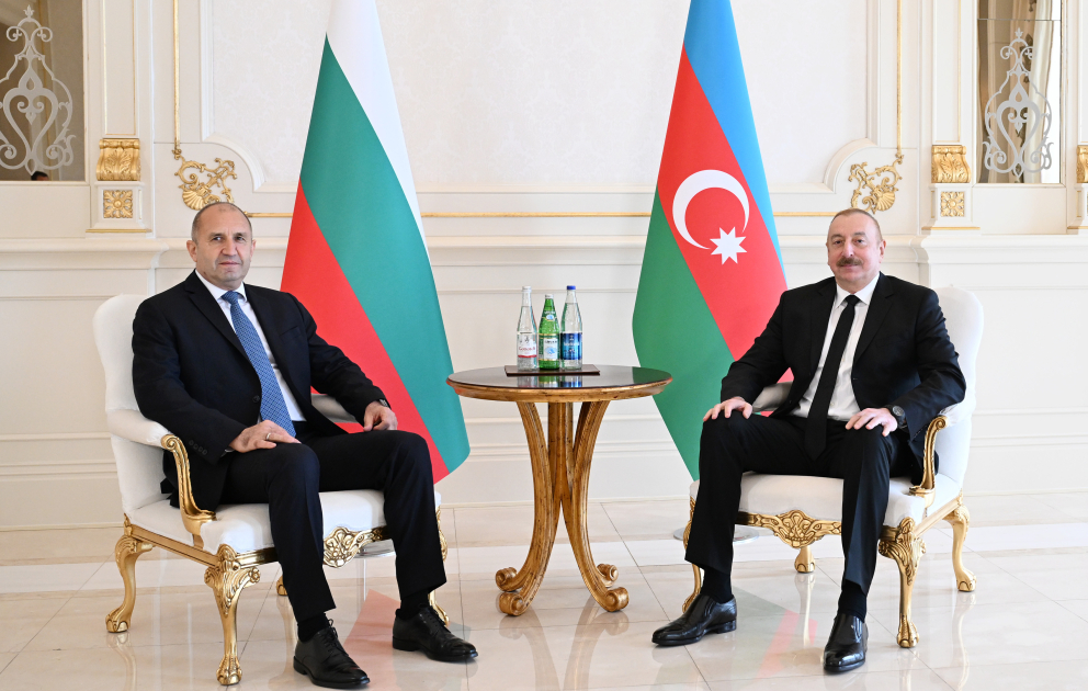 Präsidenten von Aserbaidschan und Bulgarien treffen sich unter vier Augen