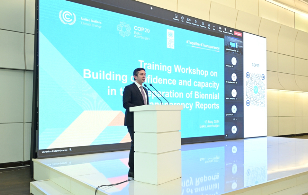 Bakıda “İkiillik Şəffaflıq Hesabatının hazırlanması üzrə etimad quruculuğu və bacarıqların artırılması” adlı təlim-seminar keçirilir