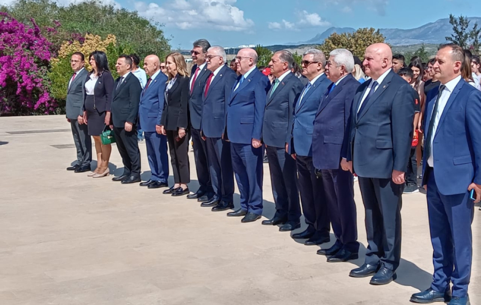 Milli Məclisin deputatları Şimali Kipr Türk Respublikasının banilərinin xatirəsini yad ediblər