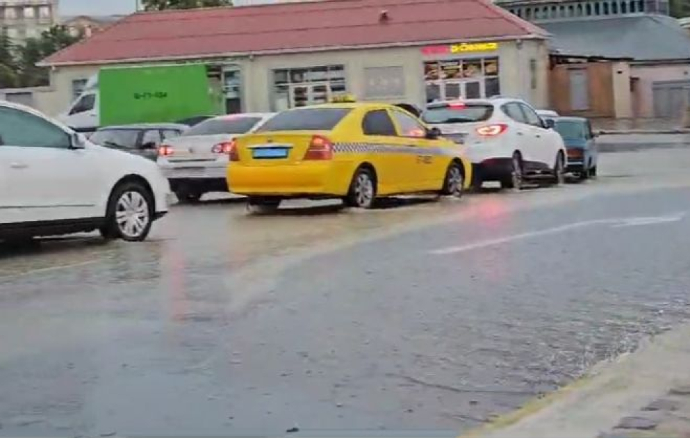 Naxçıvan şəhərinə leysan yağıb