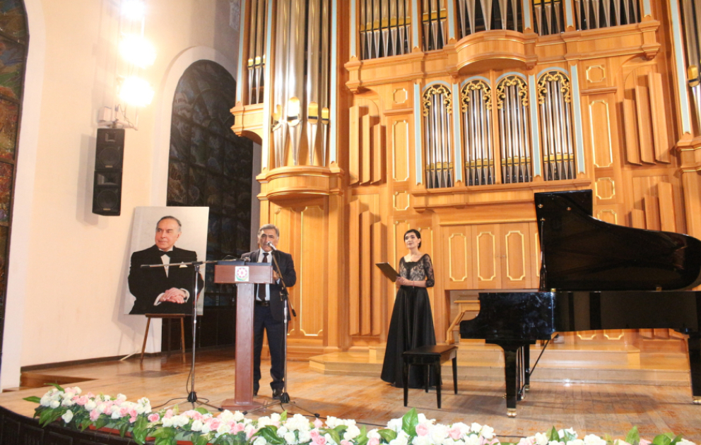 Özbəkistanda Ümummilli Lider Heydər Əliyevə həsr olunmuş konsert təşkil olunub