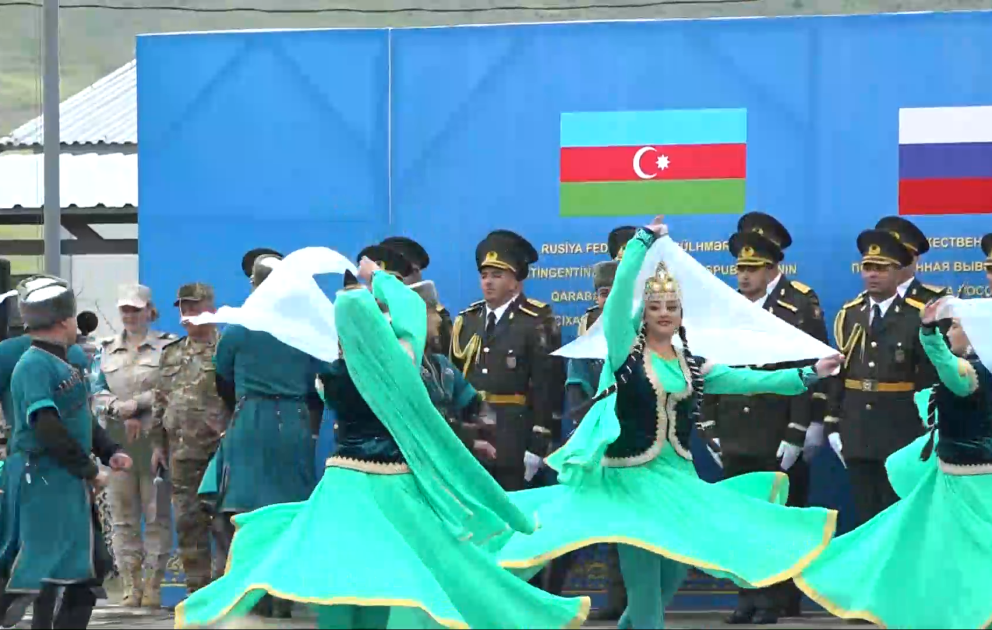 Sülhməramlıların yolasalma mərasimində milli rəqslərimiz təqdim olundu