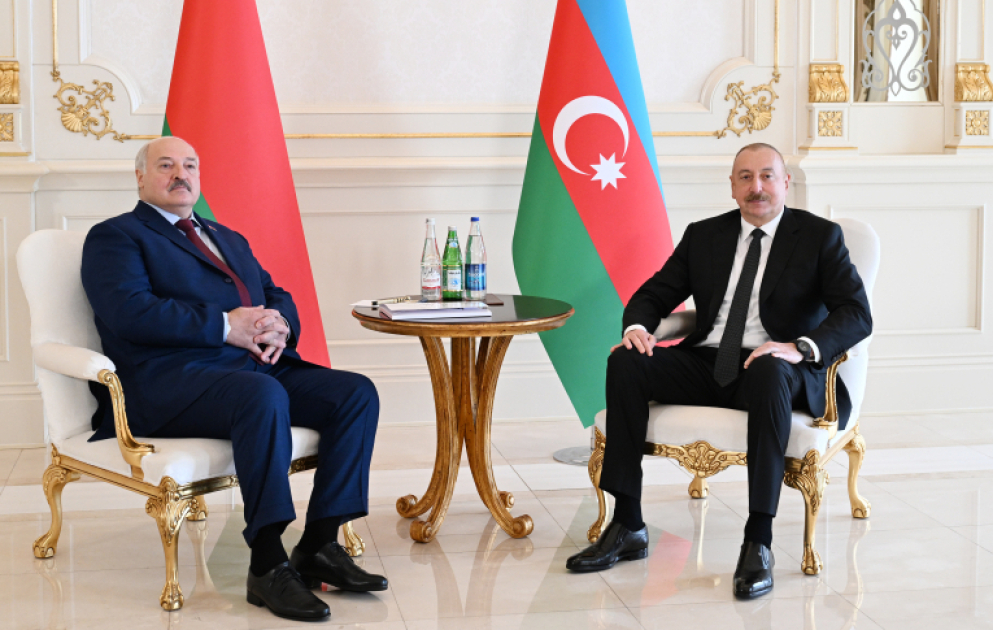 Состоялась встреча президентов Азербайджана и Беларуси один на один