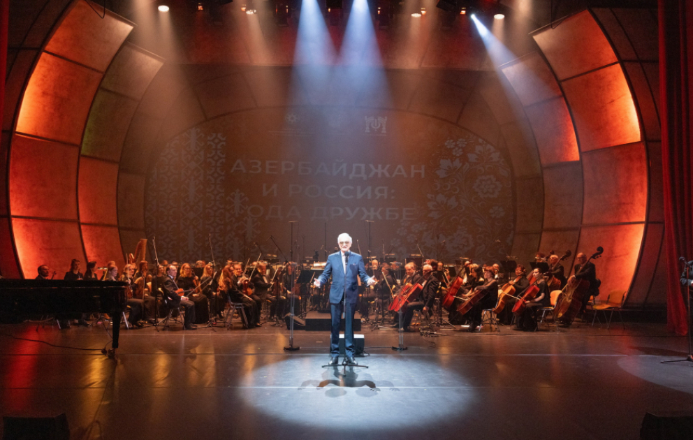 Moskvada “Qelikon-opera”nın səhnəsində “Azərbaycan və Rusiya: dostluğun tərənnümü” adlı konsert olub