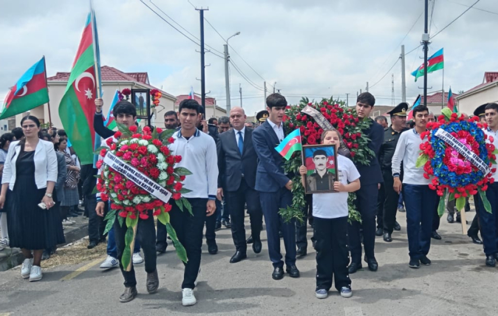 Şəhid Novruz Quliyevin Edillidə aşkarlanan nəşinin qalıqları Füzulidə torpağa tapşırılıb