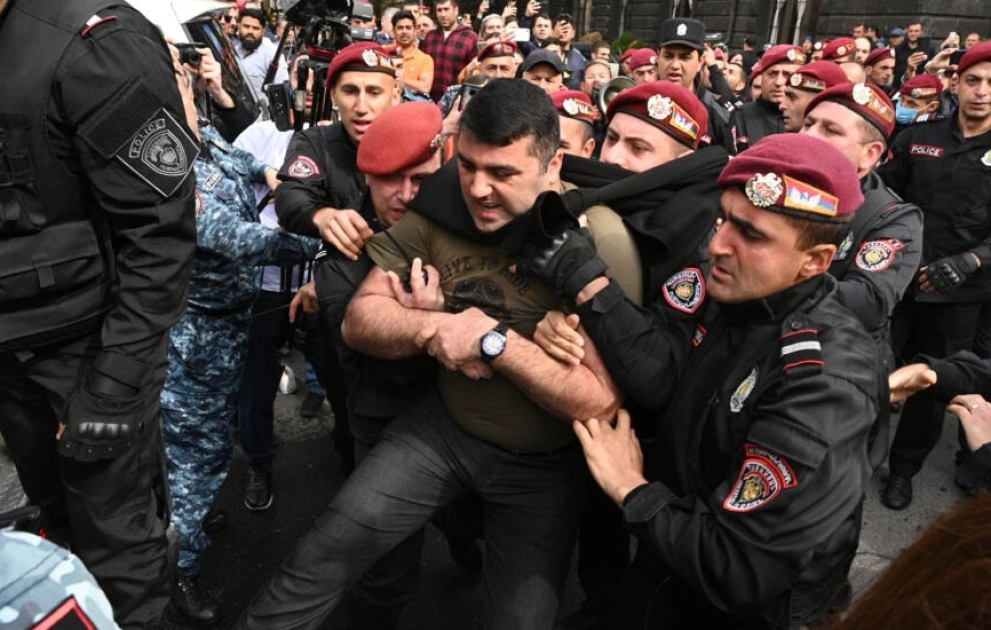 Эльхан Шахиноглу: Армянские радикалы не добьются свержения правительства