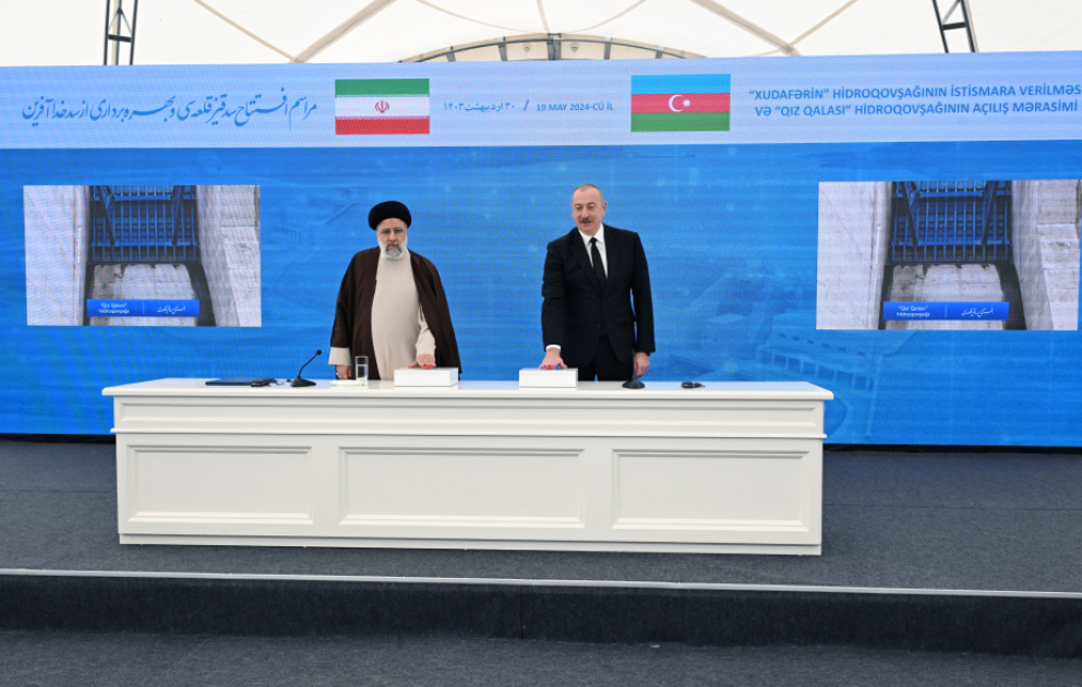 Präsident Ilham Aliyev und Irans Präsident Seyyed Ebrahim Raisi nehmen Wasserkraftwerk „Khudafarin“ in Betrieb und weihen Wasserkraftwerk „Giz Galasi“ ein