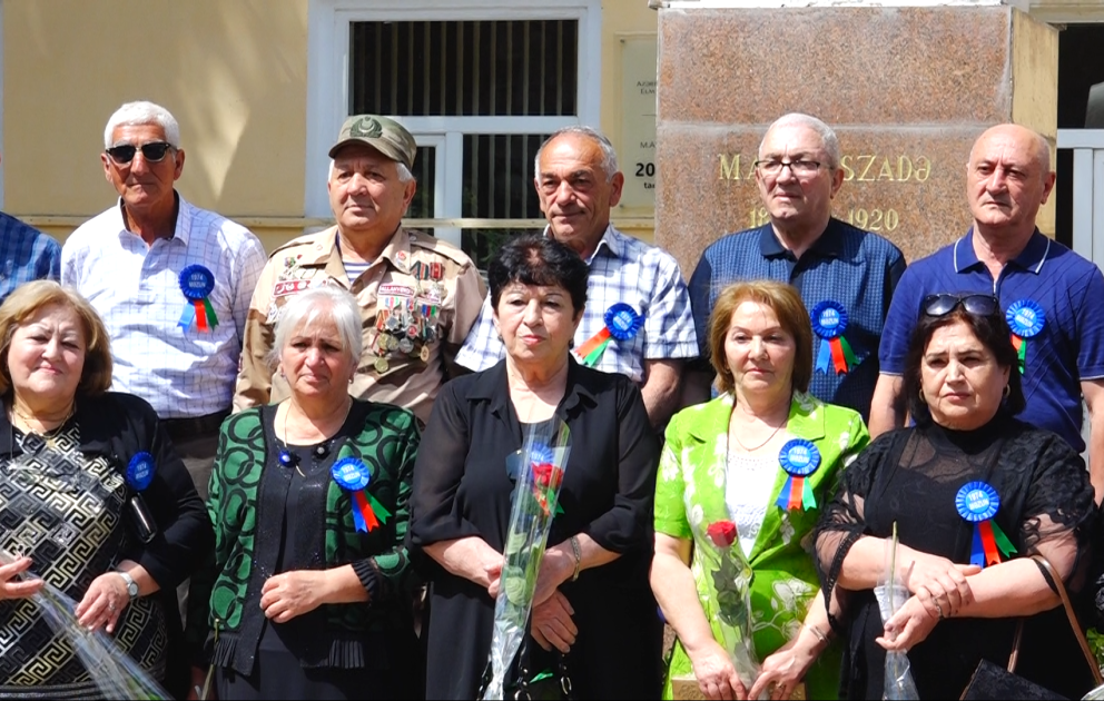 Gəncədə məzunlar 50 il sonra görüşüblər