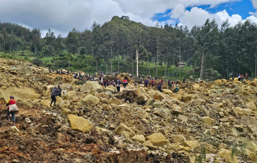 Papua-Yeni Qvineyada torpaq sürüşməsi nəticəsində ölənlərin sayı 300-ə çatıb
