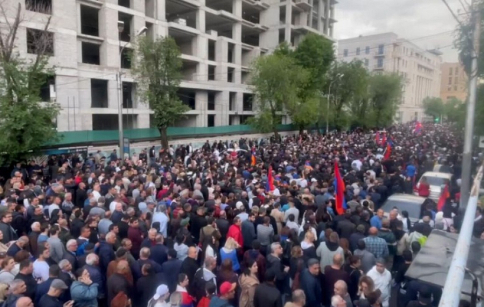 В Ереване число задержанных превысило 220 человек