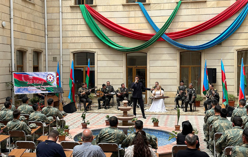 Azerbaijan Army holds a series of events on the occasion of the Independence Day