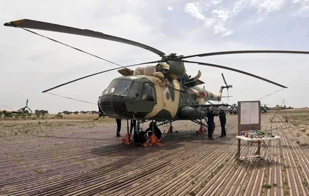 Продолжается процесс перевода вооружения и техники на летний режим эксплуатации