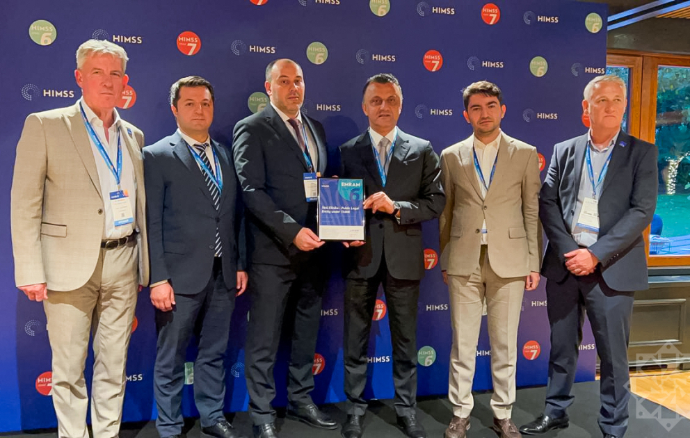 Romada Yeni Klinikaya HIMSS beynəlxalq akkreditasiya sertifikatı rəsmi olaraq təqdim edilib