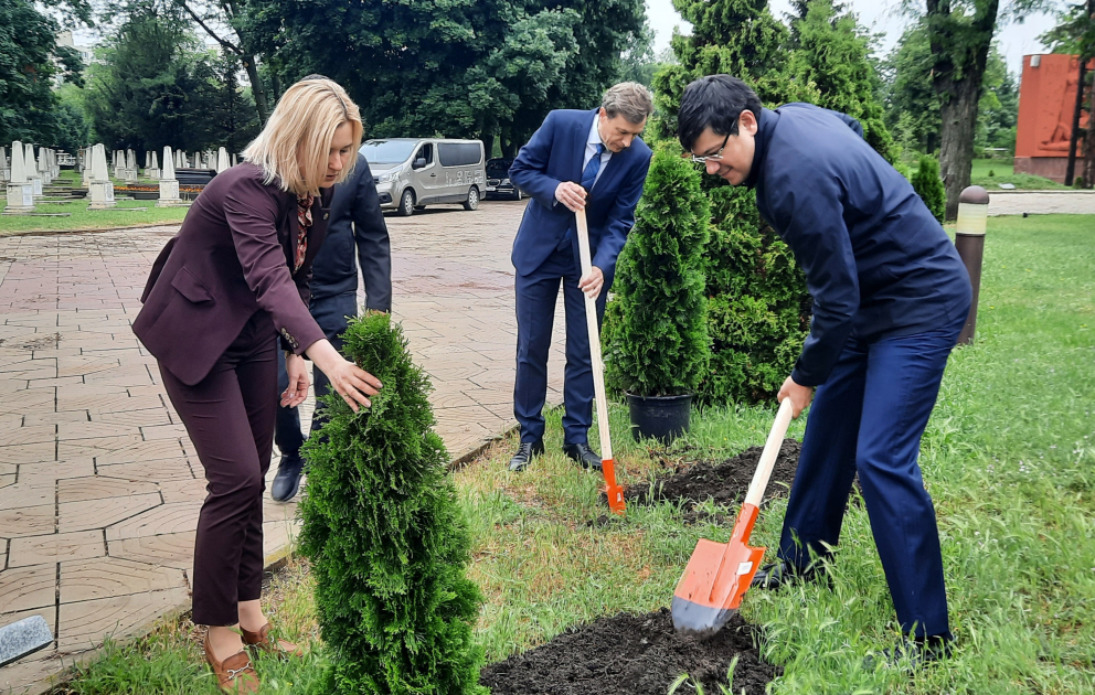 Kişineuda “Yaşıl dünya naminə həmrəylik ili” çərçivəsində ağacəkmə aksiyası keçirilib