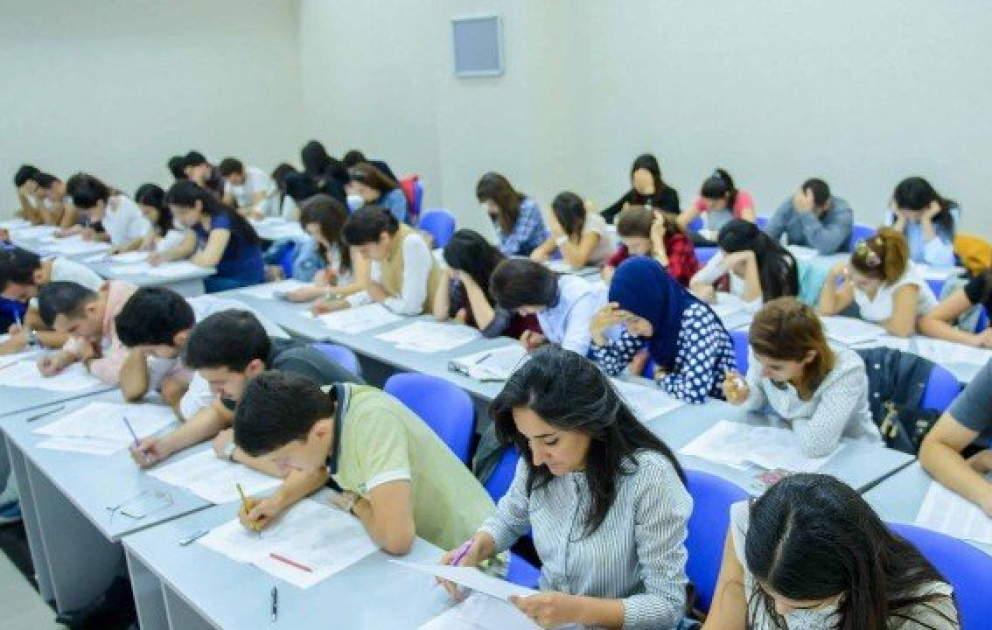 AZƏRTAC XƏBƏR VERİR: Prezidentdən yeni fərman - Peşə və Ali təhsil müəssisələrində güzəştlər olacaq