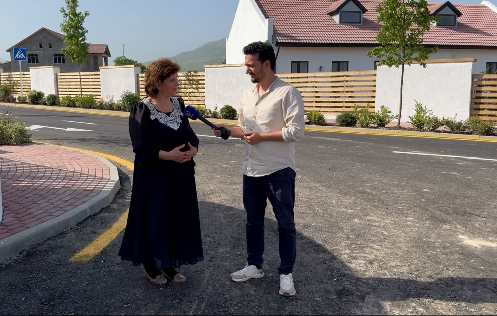 Ayaqyalın, boynubükük çıxdıqları Xocalıya başıuca qayıtdılar