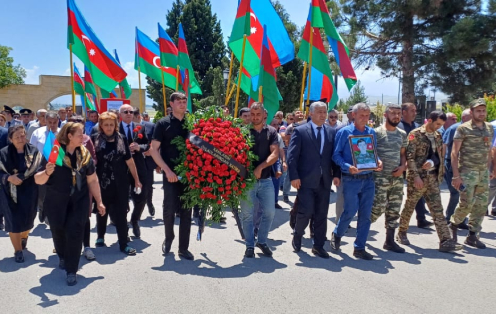 Şəhid Ədalət Abbasovun nəşinin qalıqları Gəncədə dəfn olunub